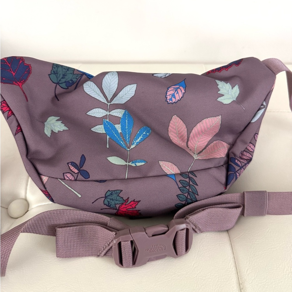 The North Face Jester Lumber Fanny Pack Lavender Floral Waist Bag - Picture 8 of 10